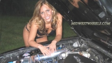 Ford Mustang Kompressor & Girl